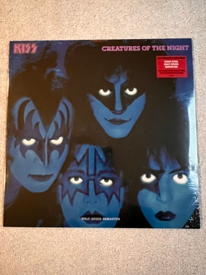 KISS / CREATURES OF THE NIGHT LP - uusi