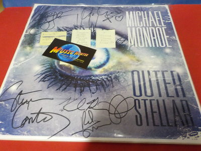 MICHAEL MONROE - OUTER STELLAR LP KOKO BÄNDIN NIMMAREILLA