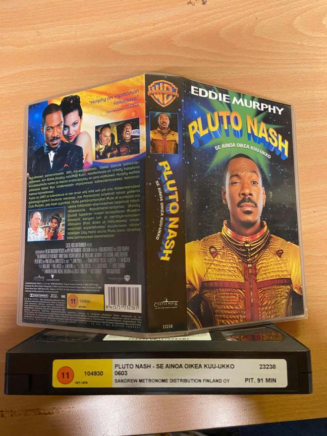 Pluto nash - se ainoa oikea kuu-ukko