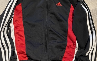 Adidas veryttelytakki koossa 140cm