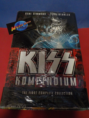 KISS KOMPENDIUM KIRJA