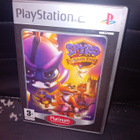 PS 2 : A HERO'S TAIL ( SIS POSTIKULU ) PLATINUM - pikkukuva 1