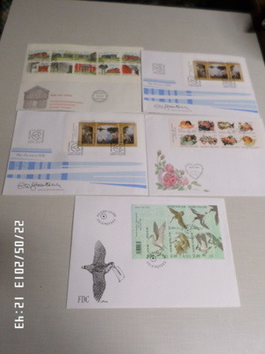Kuvien  mukaiset    FDC  Leimatut  kirjekuoret, 5  kpl
