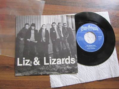 LIZ & LIZARDS ( erittäin hyväk single )