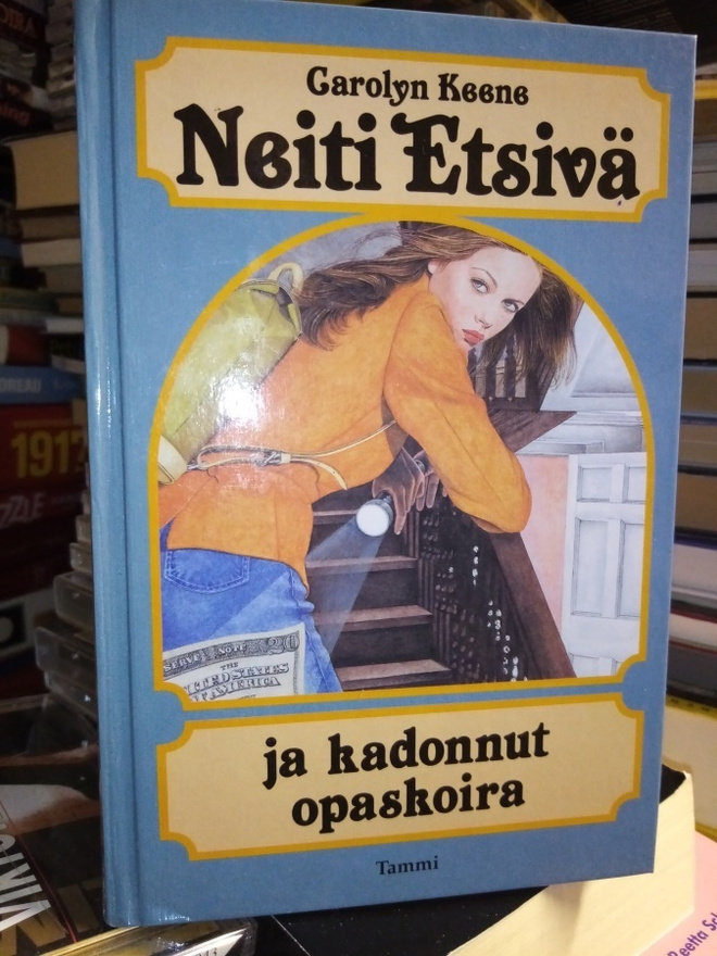 KEENE : NEITI ETSIVÄ JA KADONNUT OPASKOIRA
