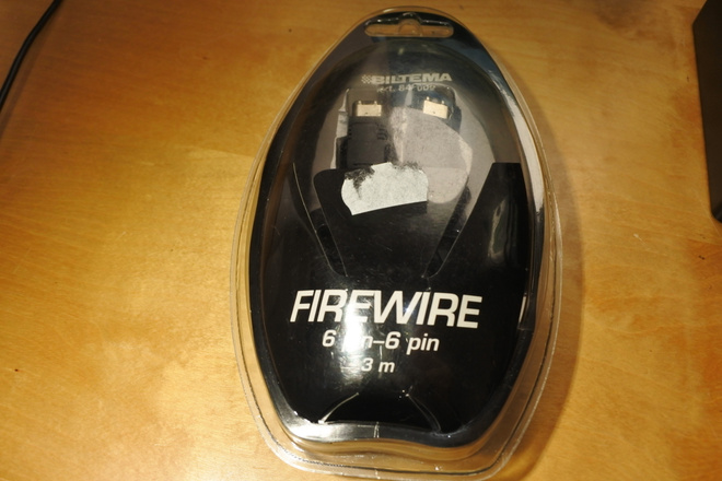 Biltema FireWire 6 pin uros - FireWire 6 pin uros - 3m