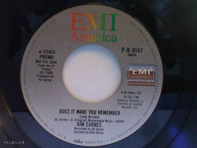 KIM CARNES :: DOES IT MAKE YOU REMEMBER :: 7" PROMO 1982