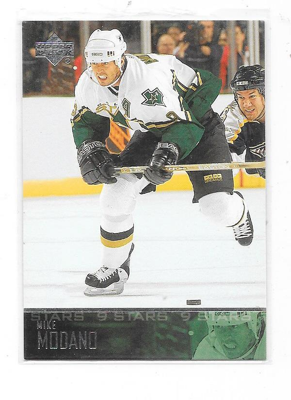2003-04 Upper Deck #59 Mike Modano  Dallas Stars