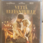 Vettä elefanteille (Robert Pattinson) - pikkukuva 1