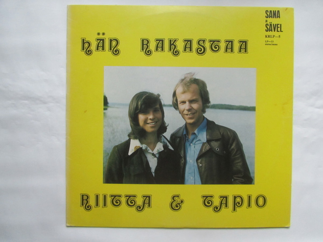 Riitta  & Tapio: Hän rakastaa   LP     Gospel