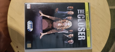 Ratkaisija Closer kausi 1 ( 4 DVD)