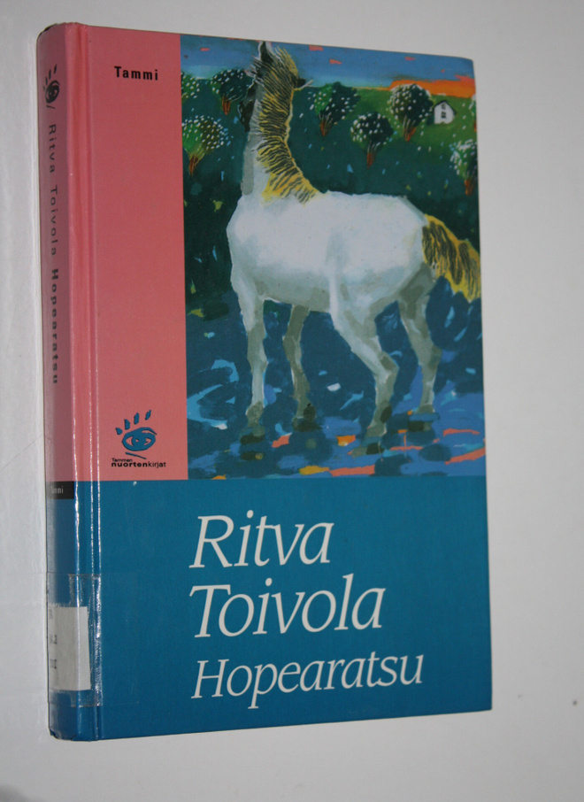 Ritva Toivola : Hopearatsu