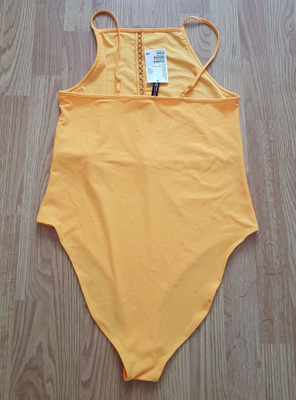 Uusi H&M bodytoppi koko L
