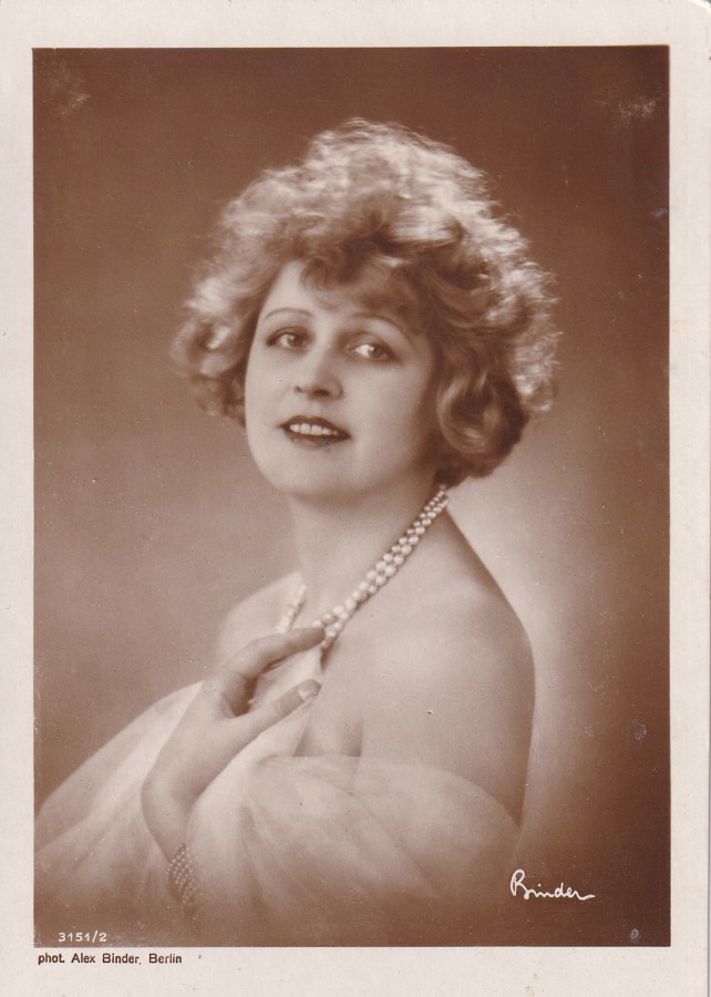 Xenia Desni  , Film Star,  b667