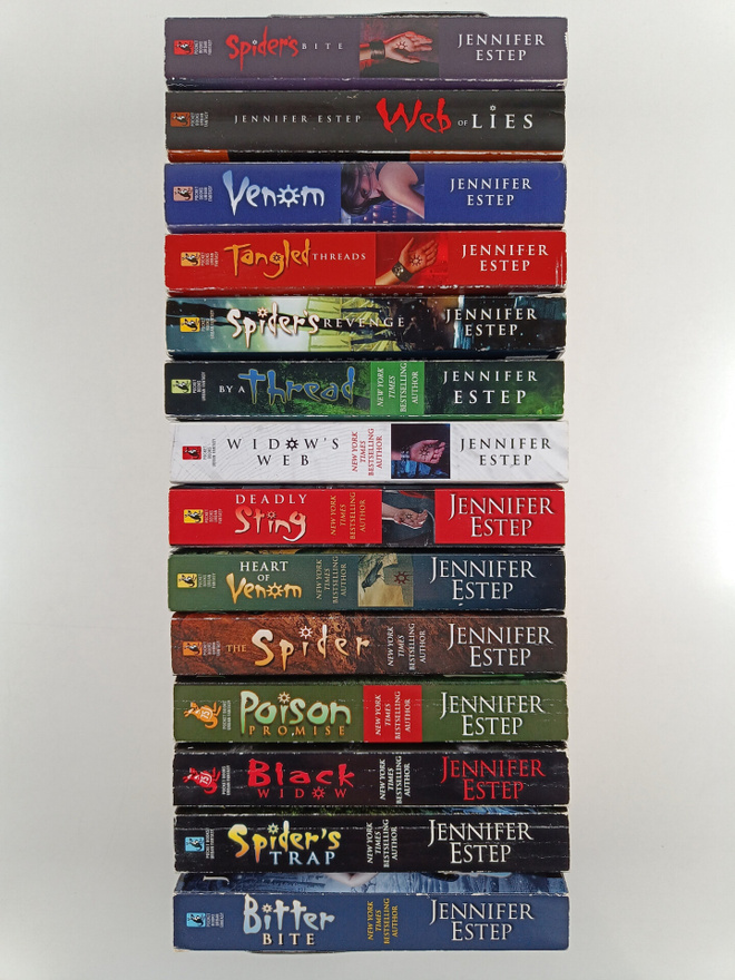 Jennifer Estep : Elemental assasin 1-14 : Spider's bite ;...