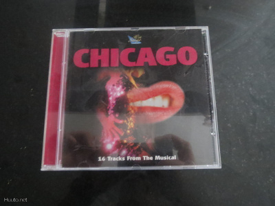 Chicago-16 tracks from the musical