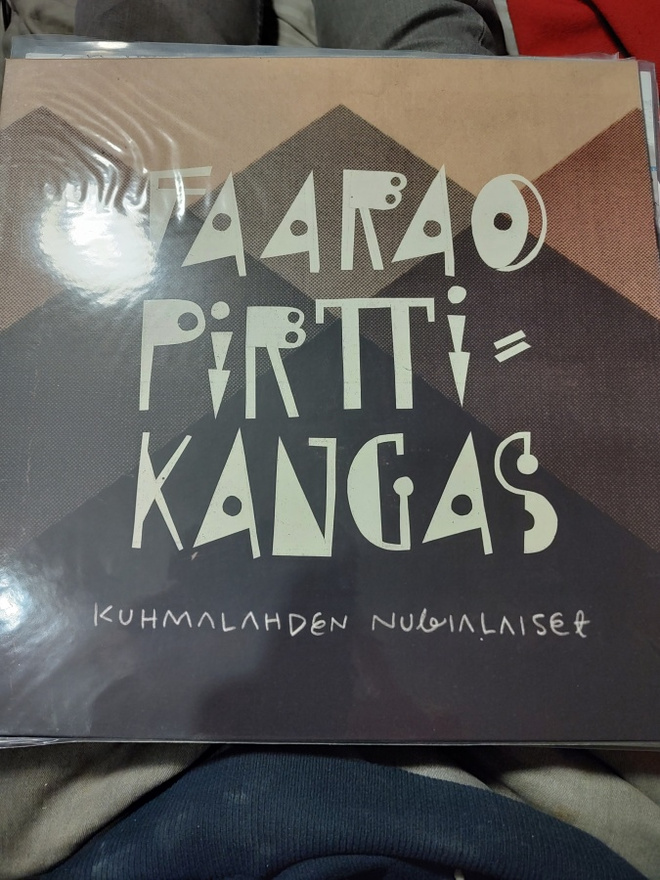 LP Faarao Pirttikangas: Kuhmalahden Nubialaiset