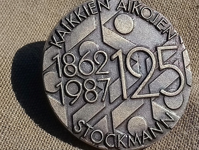 Stockmann 1862-1987 Kookas mitali. Halkaisija - 30mm