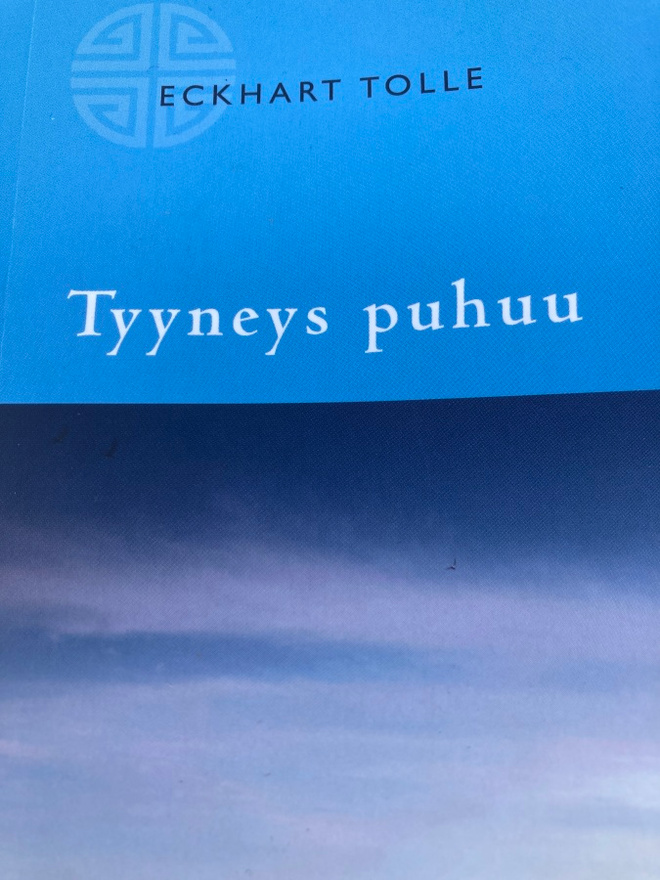 ECHART TOLLE: TYYNEYS PUHUU