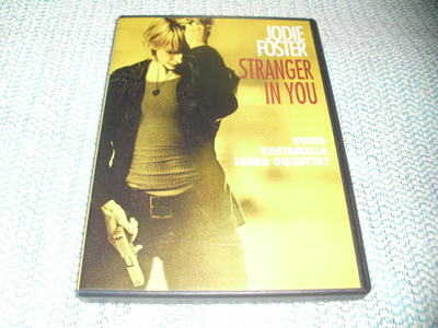 STRANGER IN YOU (Jodie Foster)***