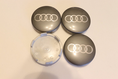 Audi vannekeskiöt – Harmaa-Kromi – 60mm (4kpl sa