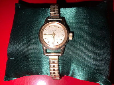 Vintage Tissot naisten kultakello 14k toimiva
