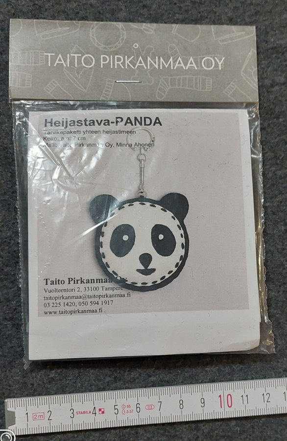 Heijastava Panda, tarvikepaketti Koko ø 7 cm. Tarvikepaketti