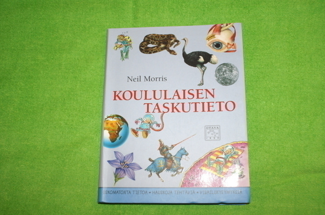 Kirja Koululaisen taskutieto Neil Morris (pehmeäkantinen)