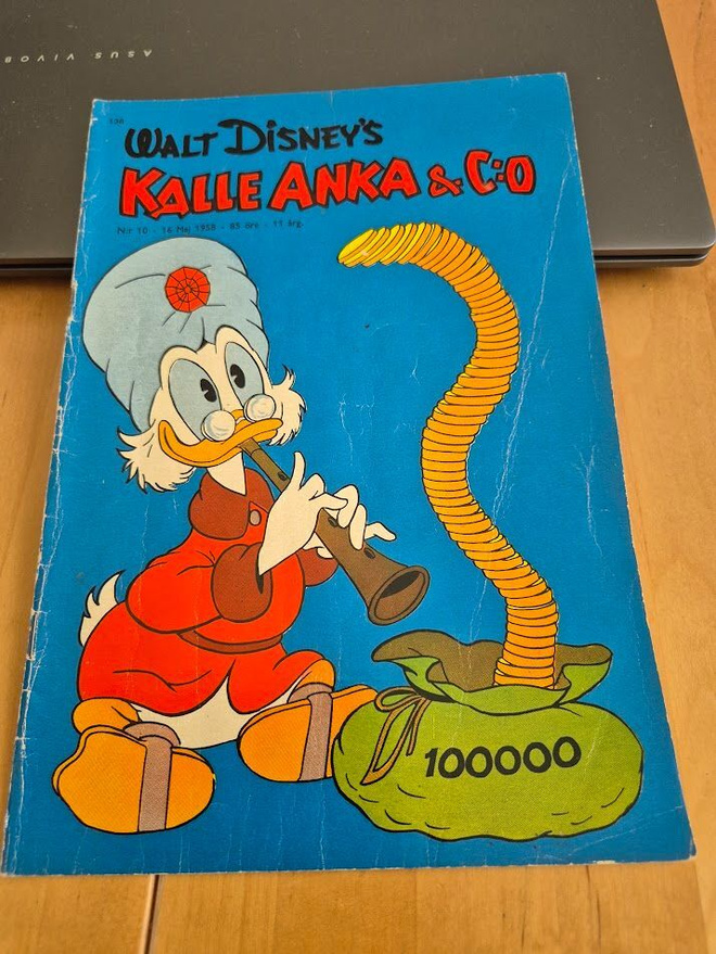 Kalle Ankka & C:O N:r 10 - 16  Maj. 1958  sarjakuvalehti