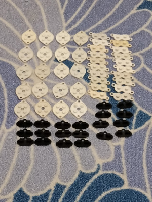 20kpl NES Ohjaimen Näppäinkumit
