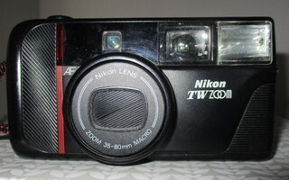 Nikon TW zoom  Kamera