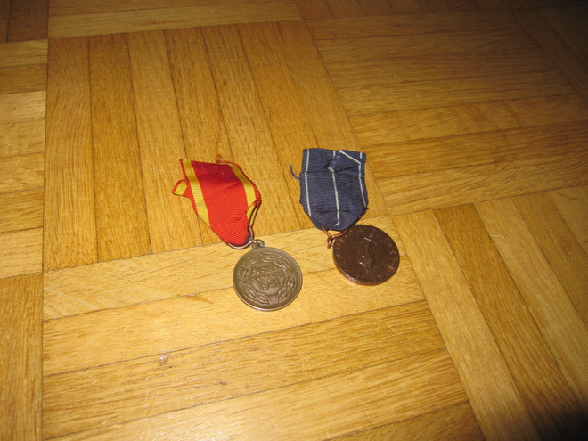 SUOMEN KANSALTA 1941 & ISÄNMAA 1941-1945 MITALIT