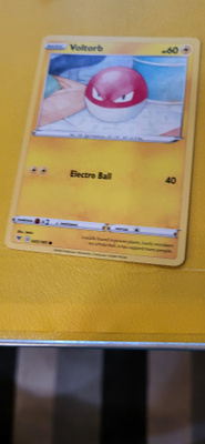 Voltorb #45 Pokemon Vivid Voltage common keräilykortti
