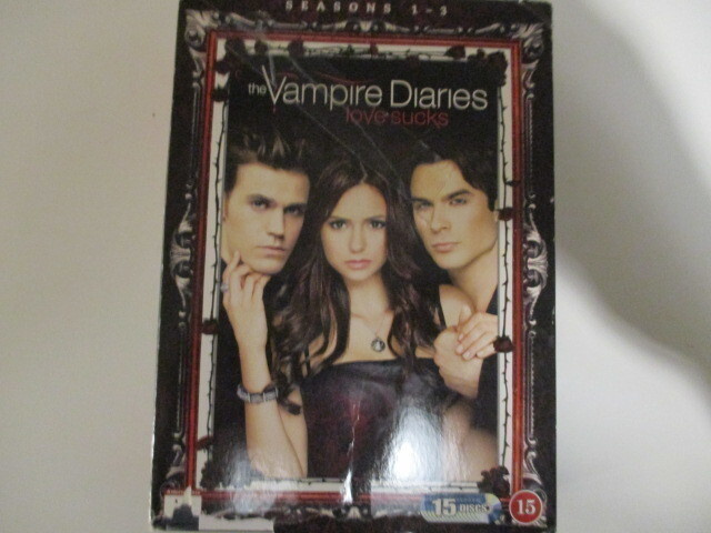 DVD VAMPIRE DIARIES SEASONS 1-3