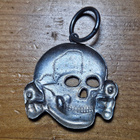 Totenkopf riipus - pikkukuva 2