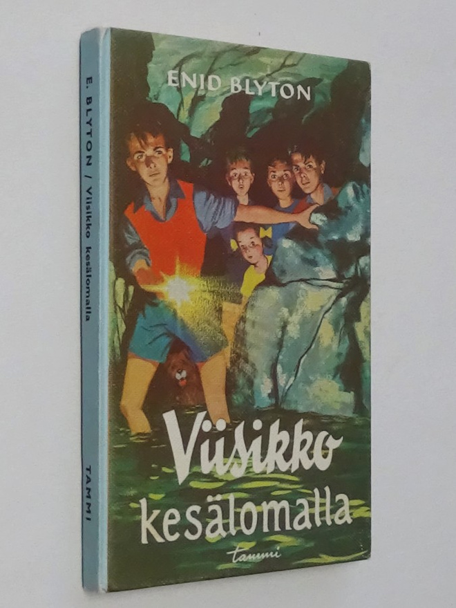 Enid Blyton : Viisikko kesälomalla - 3.p 1966