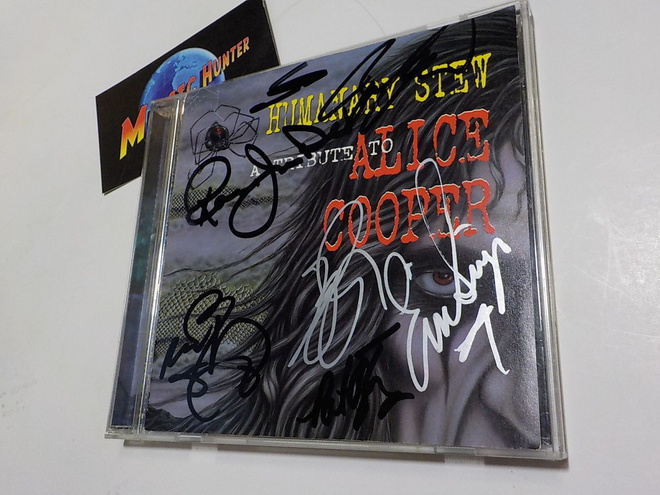 A TRIBUTE TO ALICE COOPER CD KYMMENELLÄ NIMMARILLA