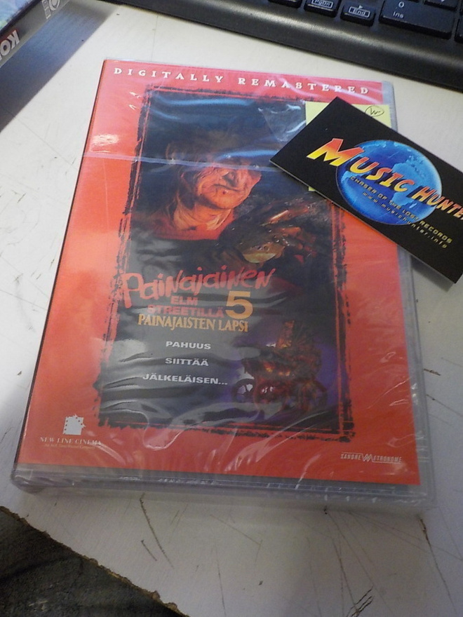 PAINAJAINEN ELM STREETILLÄ 5. - DVD (W) uusi korkkaamaton.