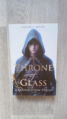 Aamunkoiton Torni (Sarah J Maas)