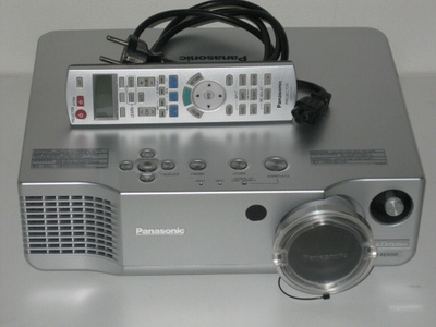 Panasonic PT-AE900E HD projector