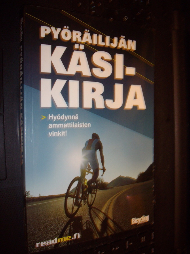 Ben Hewitt : Pyöräilijän käsikirja ( 1 p. 2006 ) Sis. postik