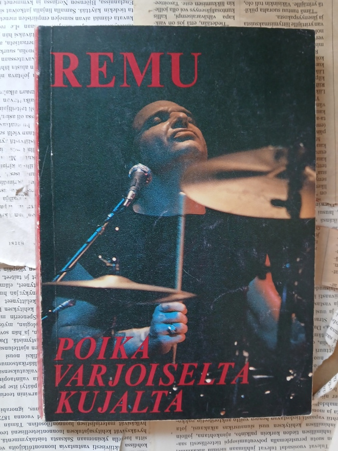 Remu - Poika varjoiselta kujalta (nid.)