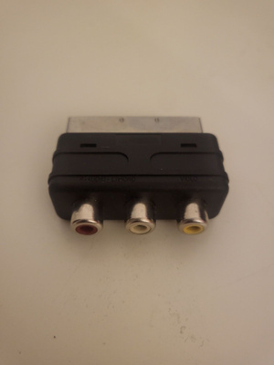 SCART adapteri