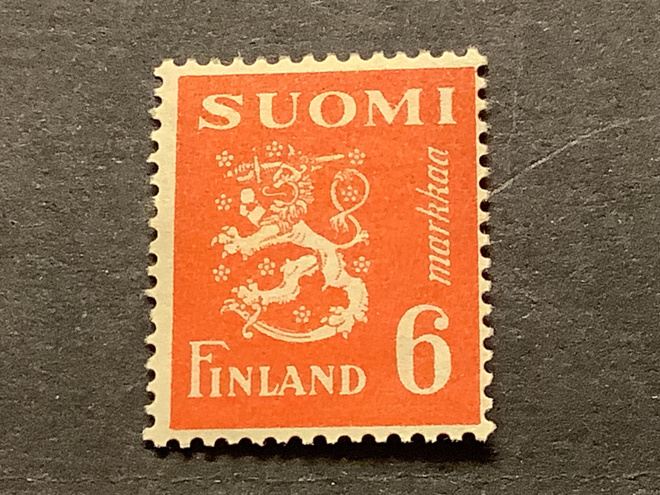 323 / 1947 M30 Leijona oranssi 6 mk ** postituore