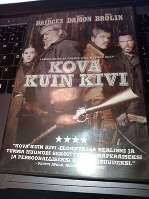 DVD True Grit Kova Kuin Kivi 2010