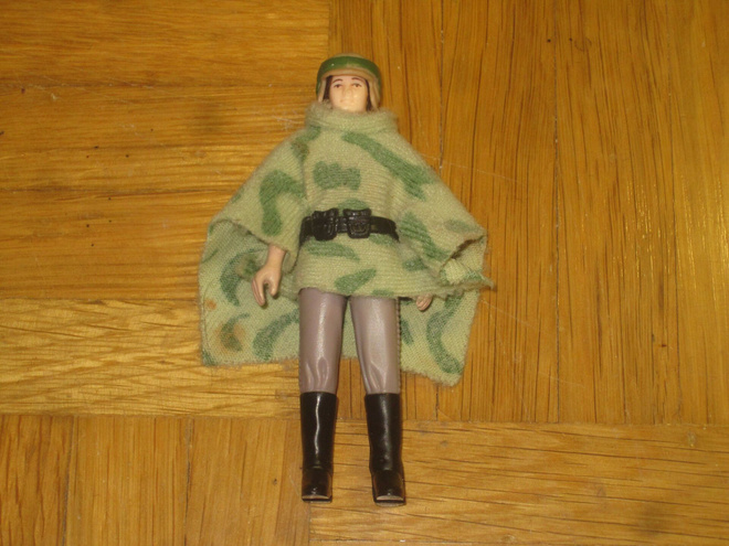 Vintage Star Wars- Princess Leia (combat poncho)- incomplete