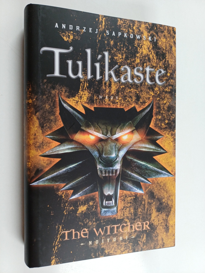 Andrzej Sapkowski : Tulikaste