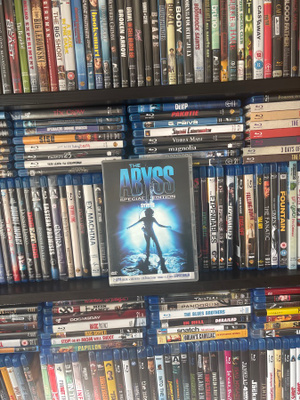 Abyss syvyys suomijulkaisu James Cameron
