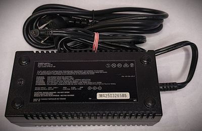 Virtalähde PSA-242, 24V 2,2A