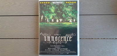 DVD: Innocence / Viattomuus (Lucile Hadzihalilovic 2004)